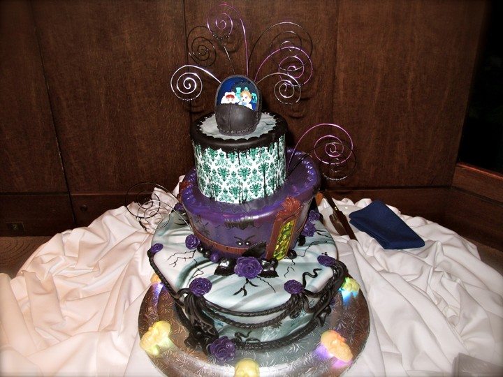 walt-disney-world-living-seas-wedding-cake