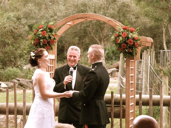 brevard-zoo-wedding-ceremony