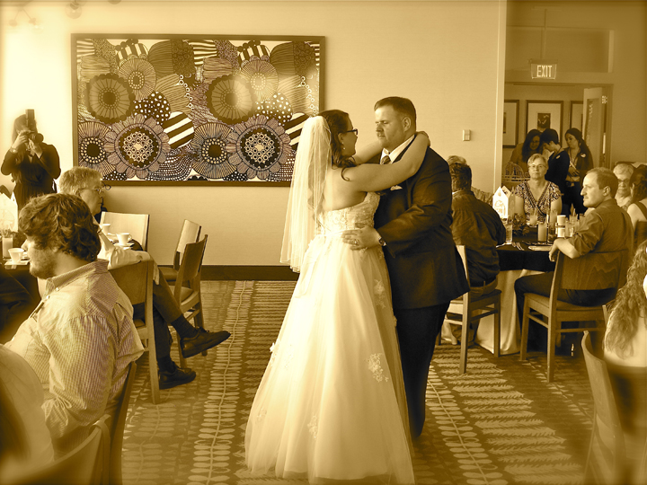 disney-conemporary-resort-wedding-couple