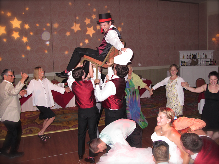 walt-disney-world-grand-floridian-wedding-grooms-dance