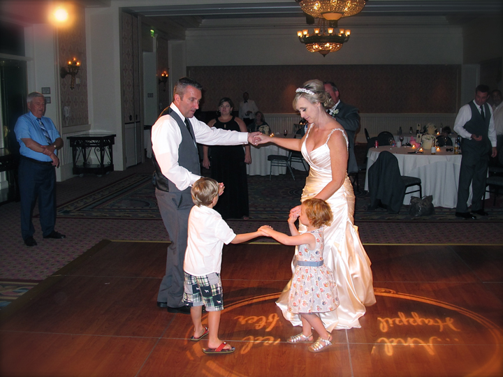 disney-boardwalk-marvin-gardens-room-wedding-family-dance