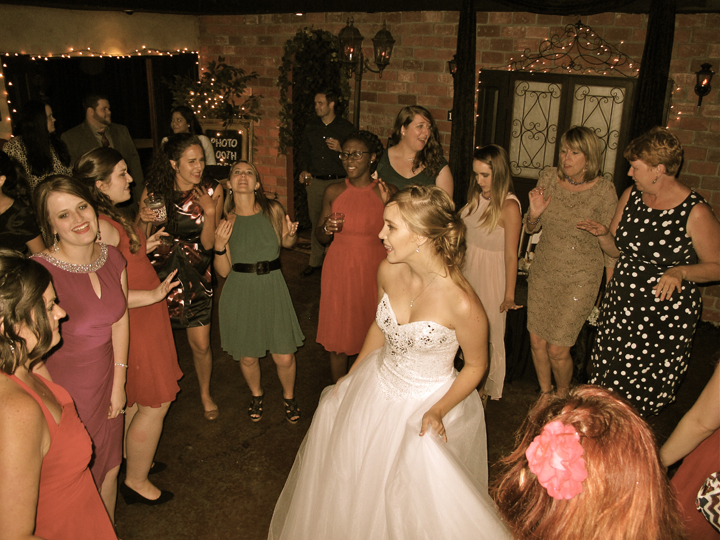 longwood-gallery-j-wedding-brides-dance