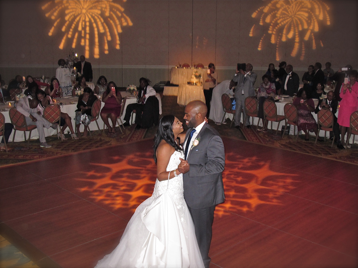 grand-floridian-resort-wedding-first-dance