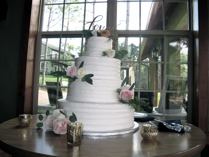groveland-skyline-ranch-wedding-cake